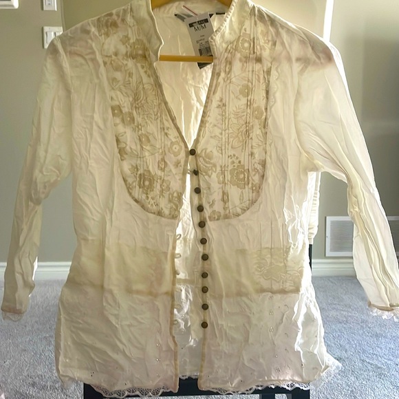 Cream button up peasant 3/4 sleeve , size medium - Picture 1 of 2